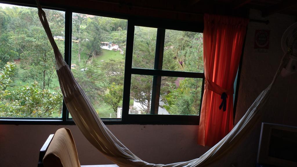Las Cabanas Castillos Del Lago Βίλα Guatapé Εξωτερικό φωτογραφία